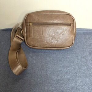 Iris & Rainbow Sophisticated Bag Faux Leather Brown Crossbody Fanny Pack